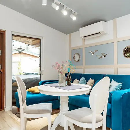 Marina House - Caloroczny 度假居 Boszkowo-Letnisko