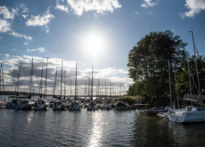 Marina House - Caloroczny Holiday home *